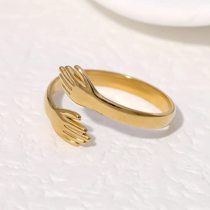 Hug Ring