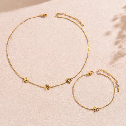 Daisy Chain Charm Set