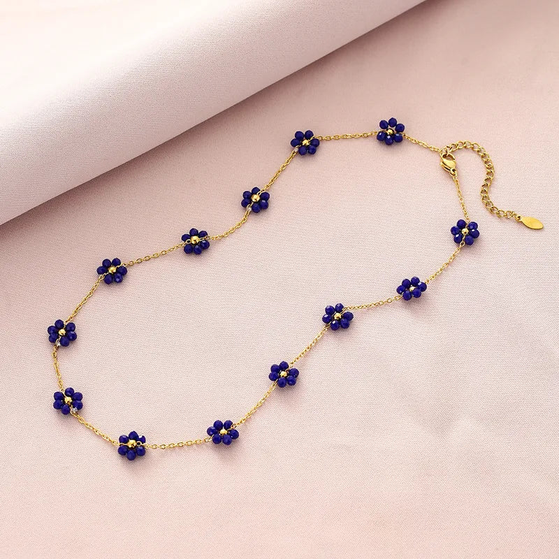 Dainty Beaded Pearl Flower Necklace