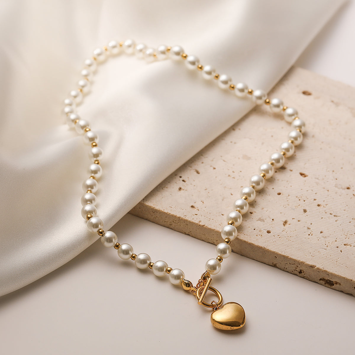 Elegant Pearl Heart Pendant Necklace