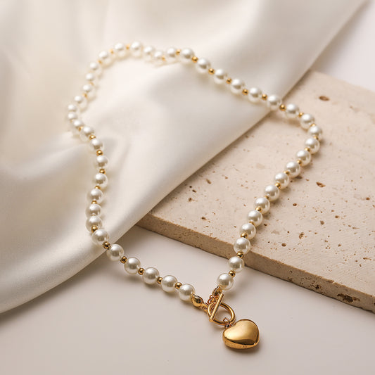 Elegant Pearl Heart Pendant Necklace