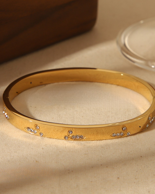 Gold Scatter Crystal Bangle